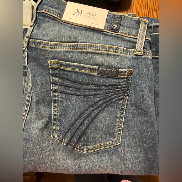 Dojo’s from 7 for all Mankind. Brand new size 29 - Picture 1 of 1